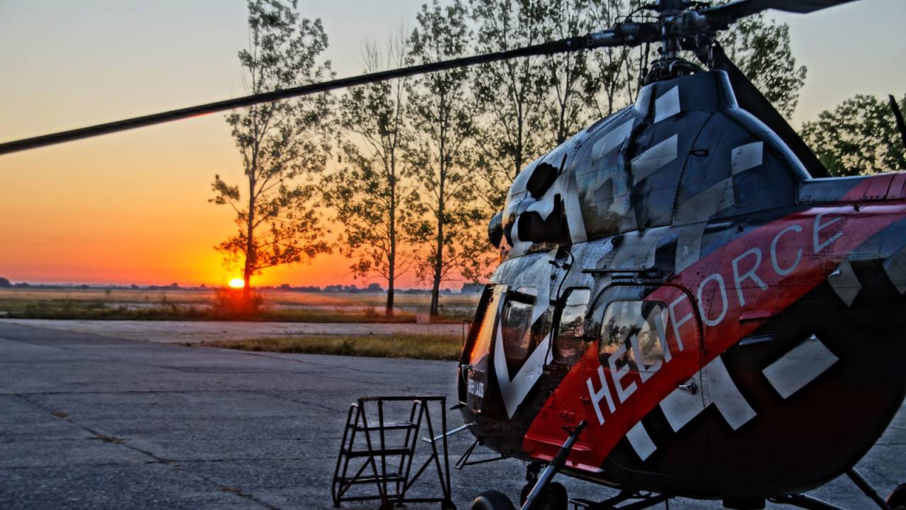 MI-2-es Helikopterrel Extrém Műrepülés Balatonfőkajáron 6