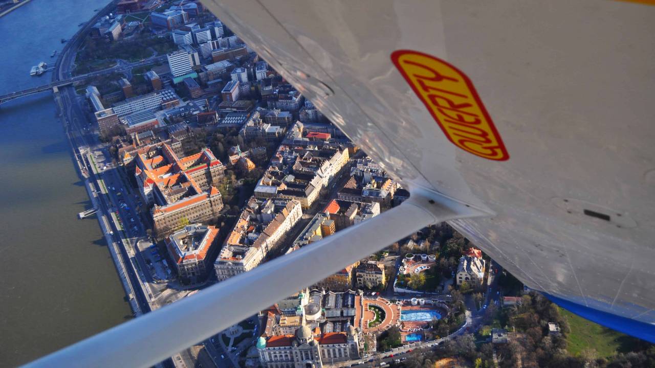 Élményrepülés Cessna-172 Típusú Repülőgéppel Budapest Felett 2