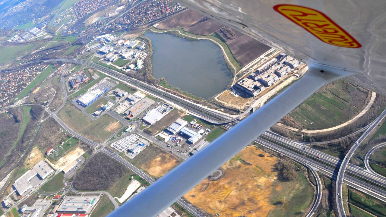 Élményrepülés Cessna-172 Típusú Repülőgéppel Budapest Felett 4