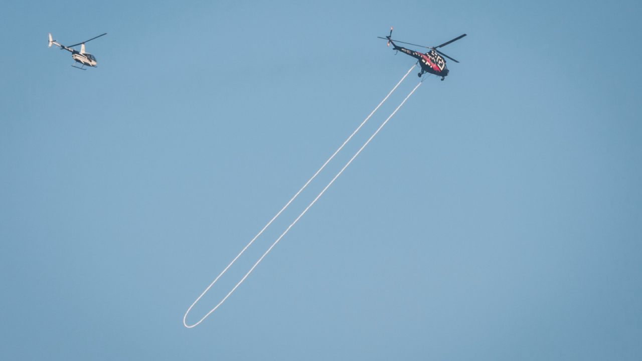 A Világ Legmagasabb Bungee Jumping-ja - 600 Méterről Helikopterből 7