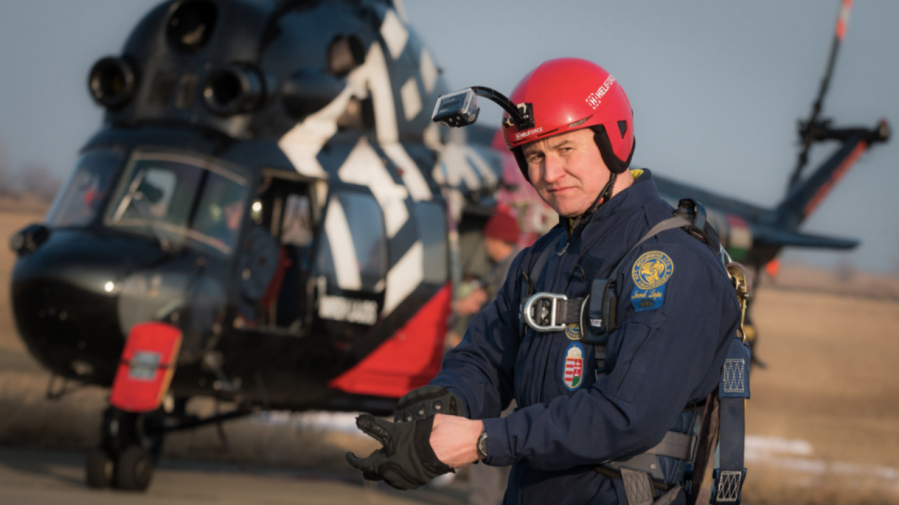 A Világ Legmagasabb Bungee Jumping-ja - 600 Méterről Helikopterből 8