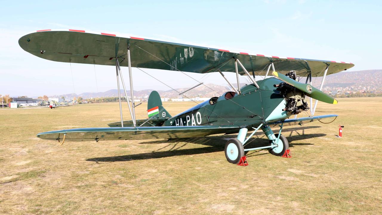 Fantasztikus Repülés Nyitott PO-2 Világháborús Repülőgéppel Budaörsön 1