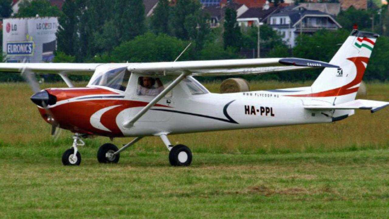 Élményrepülés 70 percen át Sopron felett Cessna 172-vel 3