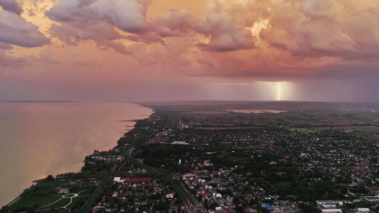 90 perces Sárkányrepülés Dunaújvárosi indulással a Balaton keleti részére 5