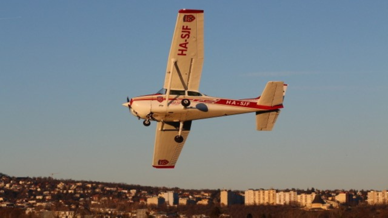 Cessna 172-es Repülőgép vezetés 2 kísérővel Budaörsön 3