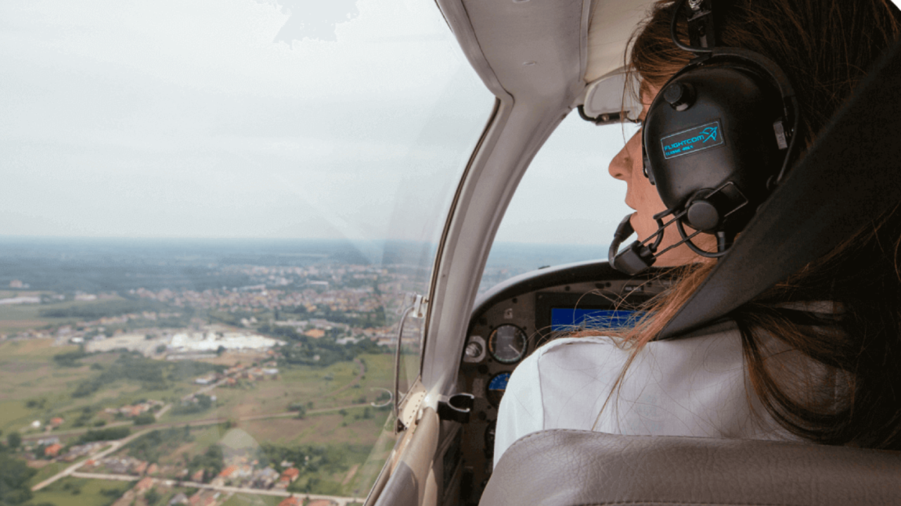 Élményrepülés 3 fő részére Nyíregyházáról egy Piper PA-28-as géppel 2